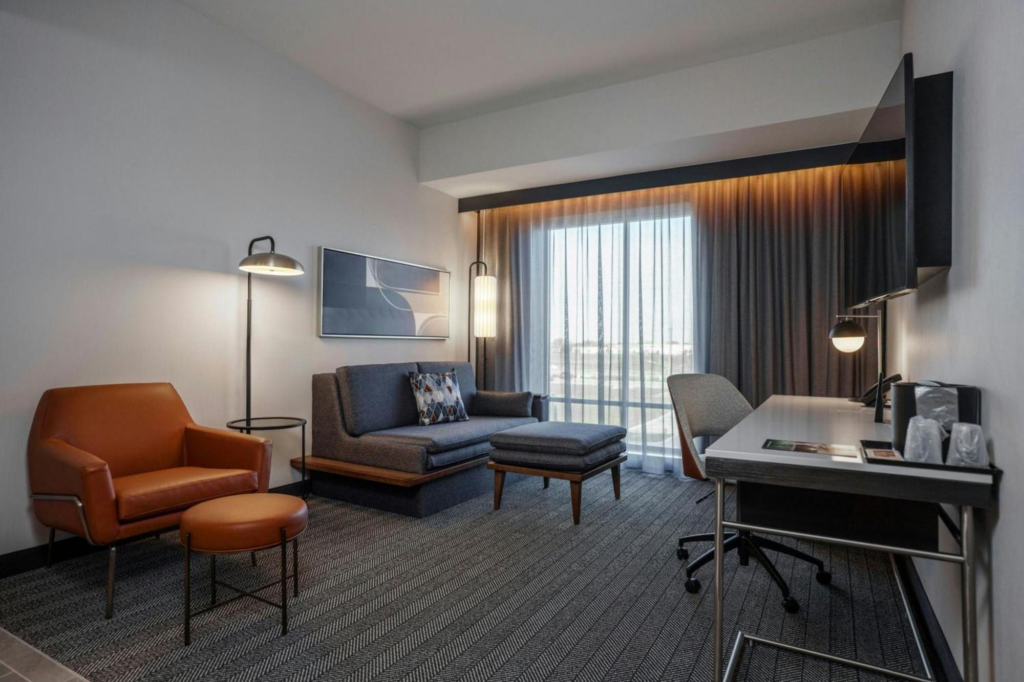 Courtyard By Marriott Indianapolis Фішерс Екстер'єр фото