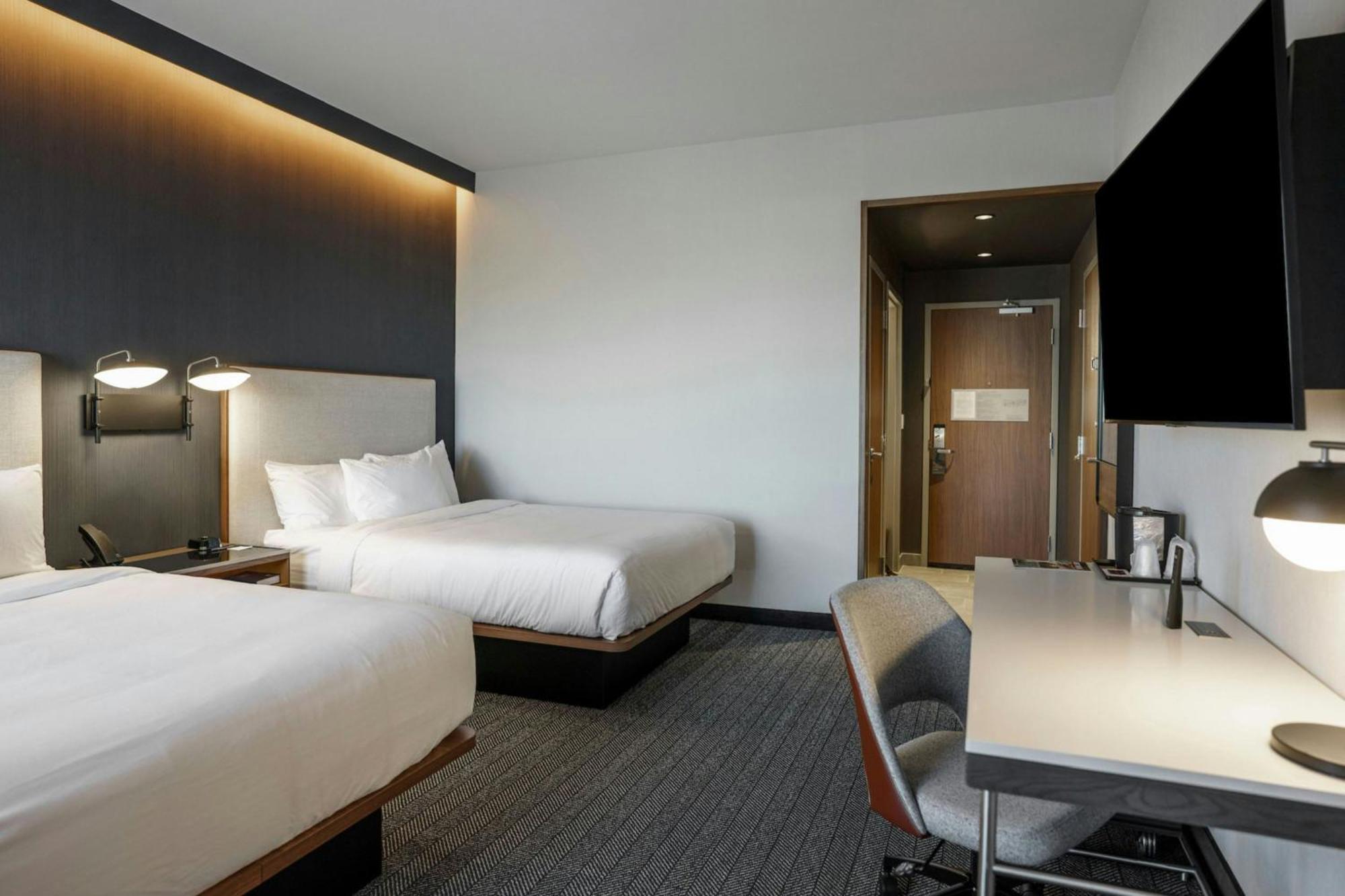 Courtyard By Marriott Indianapolis Фішерс Екстер'єр фото